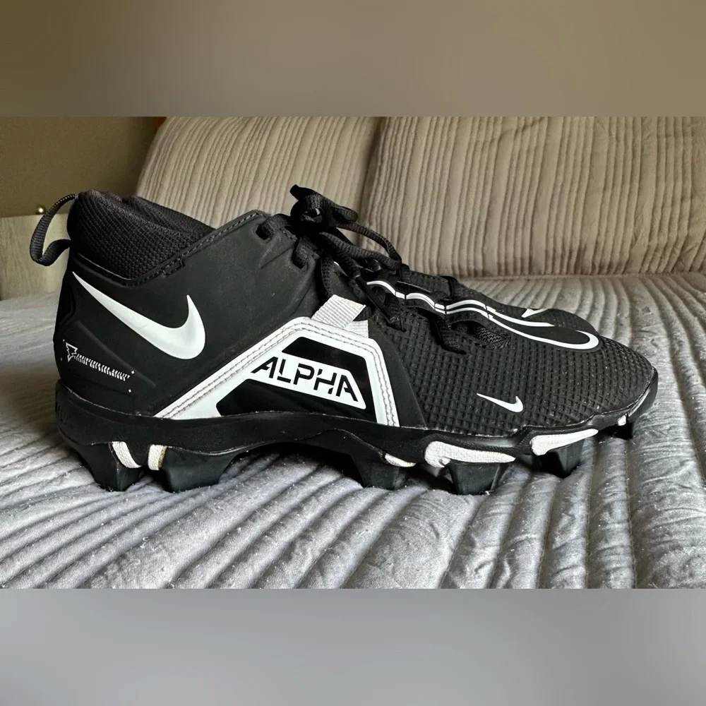 Nike sturdy fit